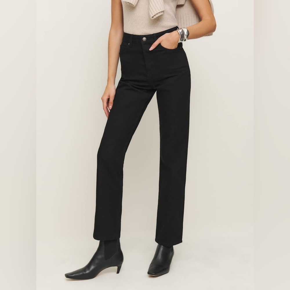 Cynthia High Rise Straight Jeans - Rigid Denim in Black | Size 31